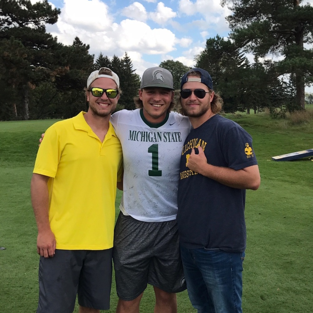 Meet your Posher, Marshall